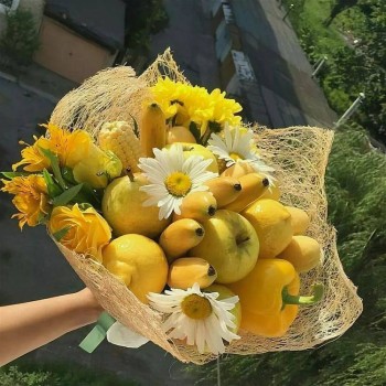 Fruit bouquet No. 7